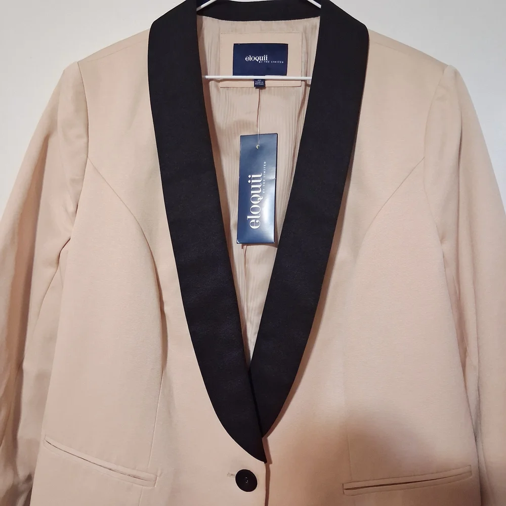 Eloquii Women's Tan Blazer with Black Trim Plus‎ Size 20 NWT